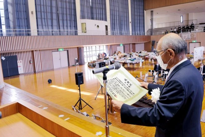 buoi-le-trao-giai-cho-ako-san